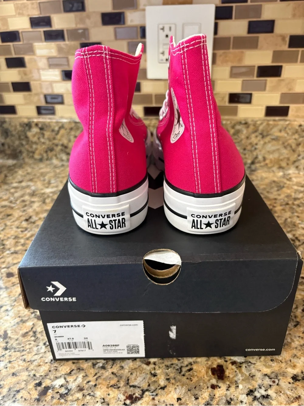 New Converse Lift Hi Top Sneaker Cerise Pink Women 7/Youth 5.5